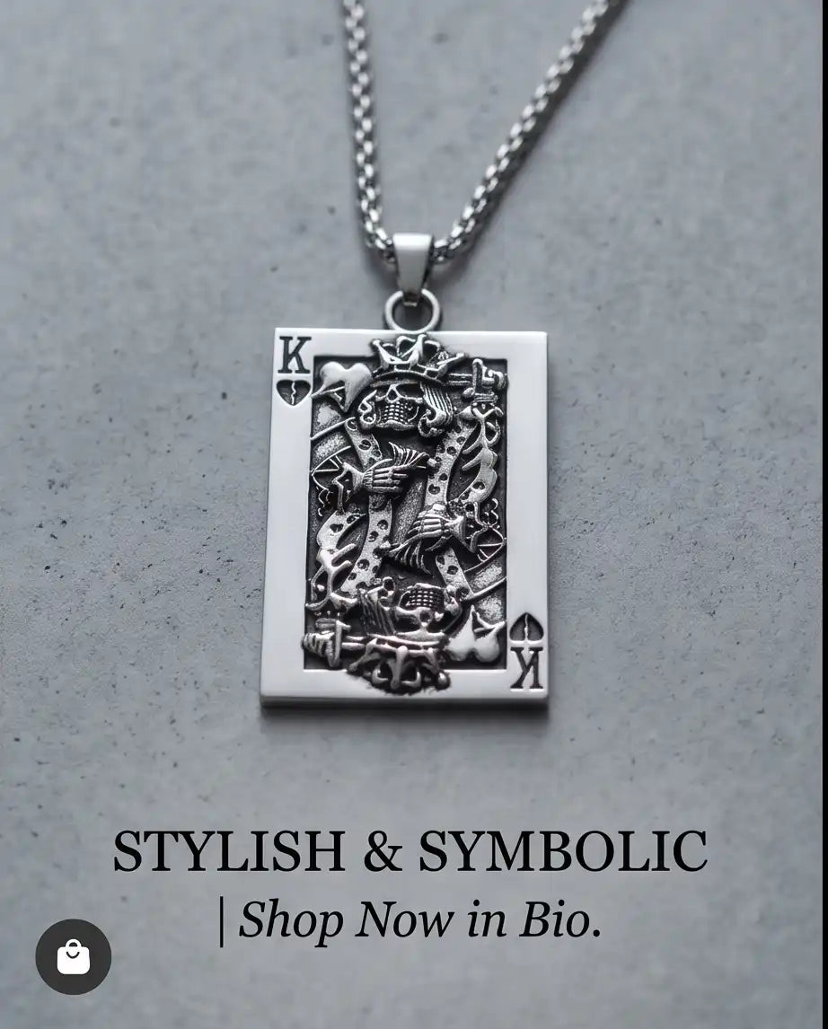 Gothic Skeleton King Card Pendant Box Chain