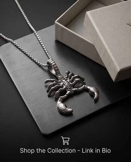 Antiqued Alien Facehugger Pendant Box Chain