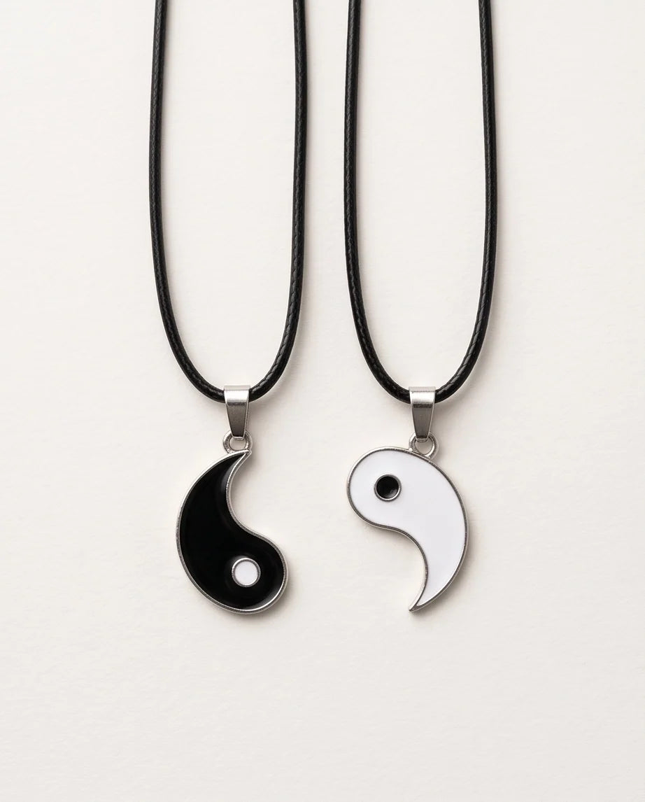 Silver Yin Yang Couple Enamel Pendant Necklace Set