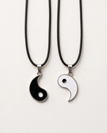 Silver Yin Yang Couple Enamel Pendant Necklace Set