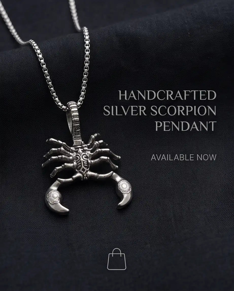 Antiqued Alien Facehugger Pendant Box Chain