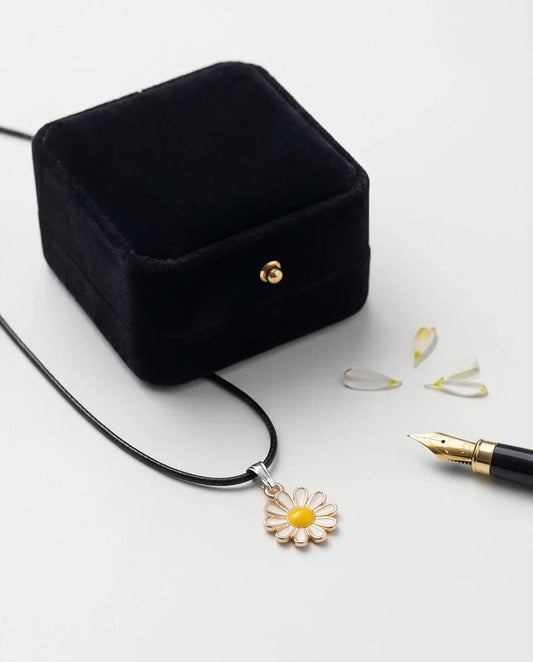 Gold and White Petite Daisy Necklace