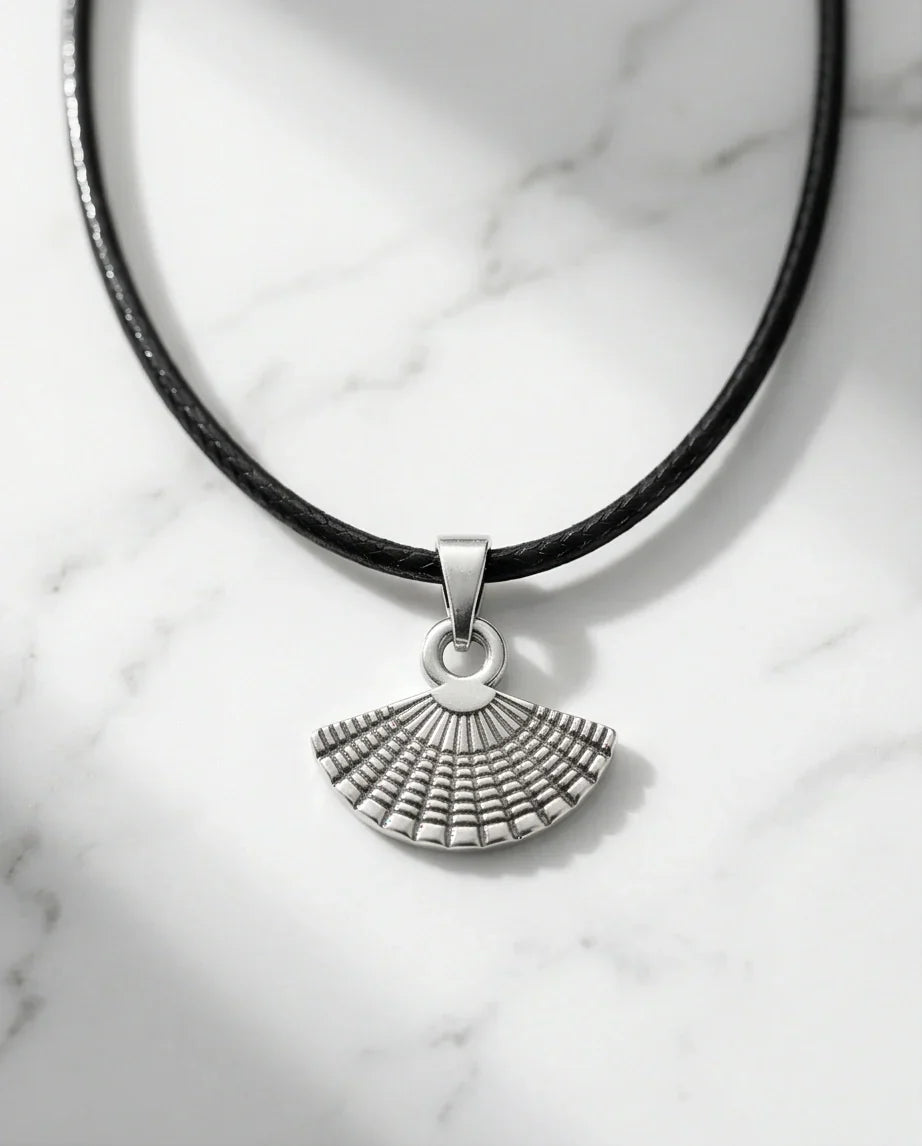 Silver Hand Fan Pendant Necklace