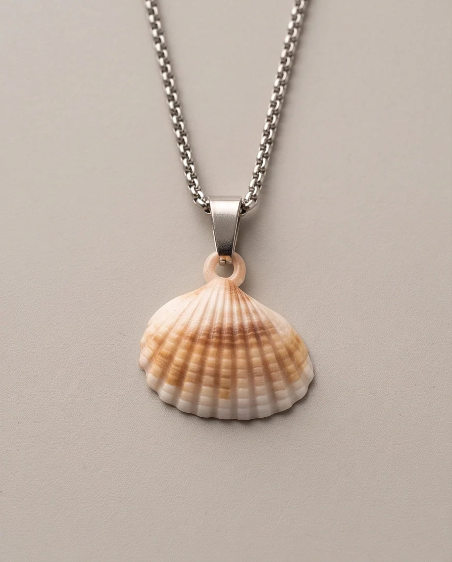 Silver Natural Seashell Pendant Chain Necklace