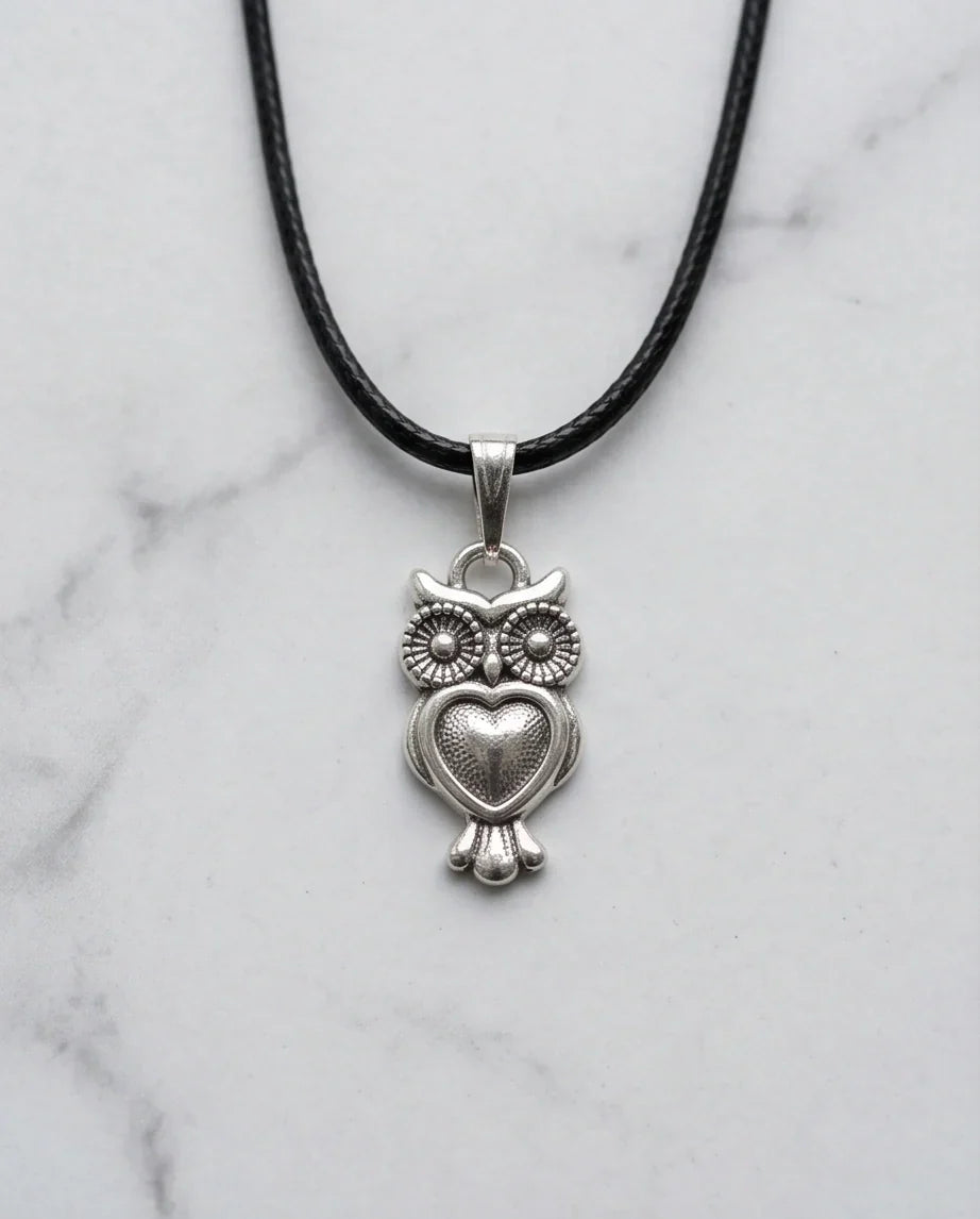 Silver Retro Heart Owl Necklace