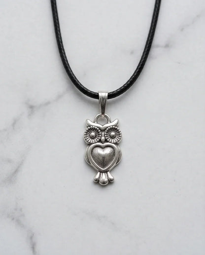 Silver Retro Heart Owl Necklace