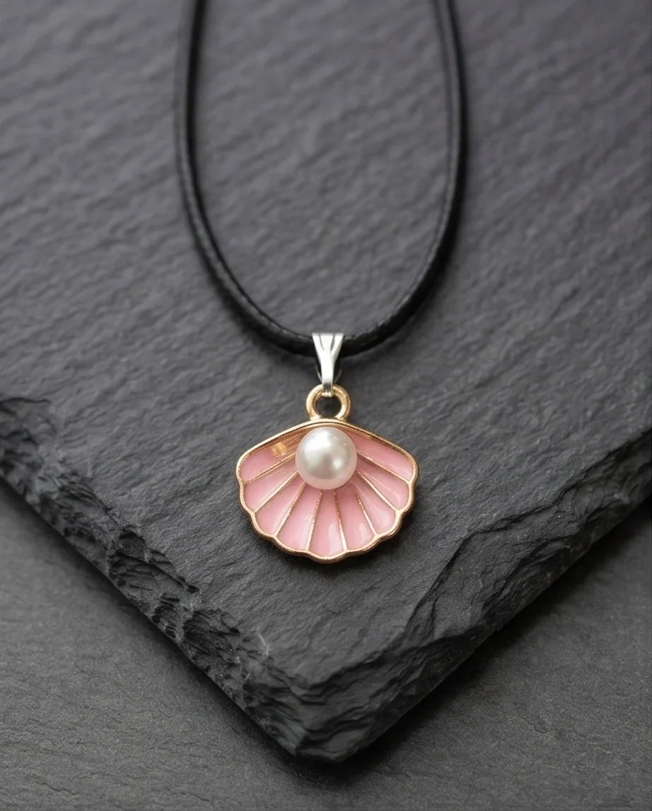 Pink Seashell Enamel Pendant Necklace with Faux Pearl