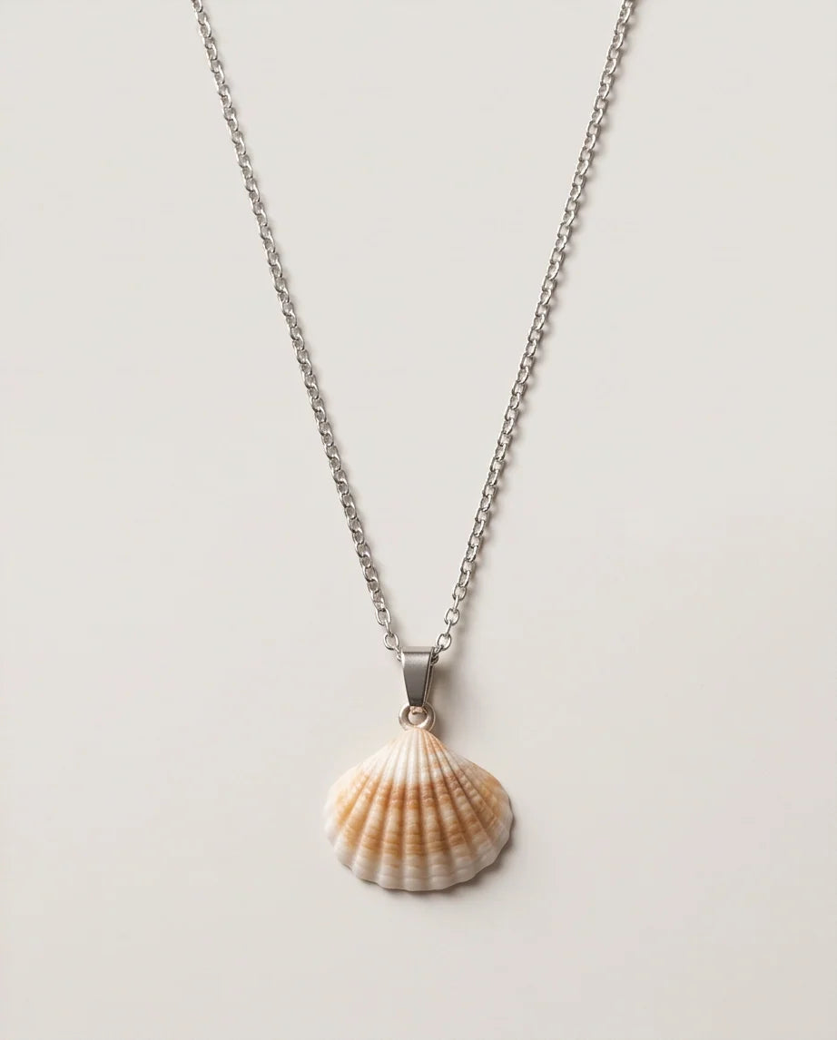 Silver Natural Seashell Pendant Chain Necklace